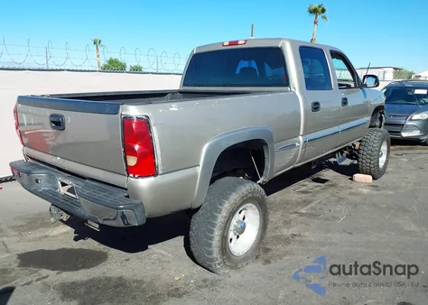 2001 GMC Sierra 2500Hd Sle z USA, uszkodzony, nr VIN 1GTHK23UX1F100631